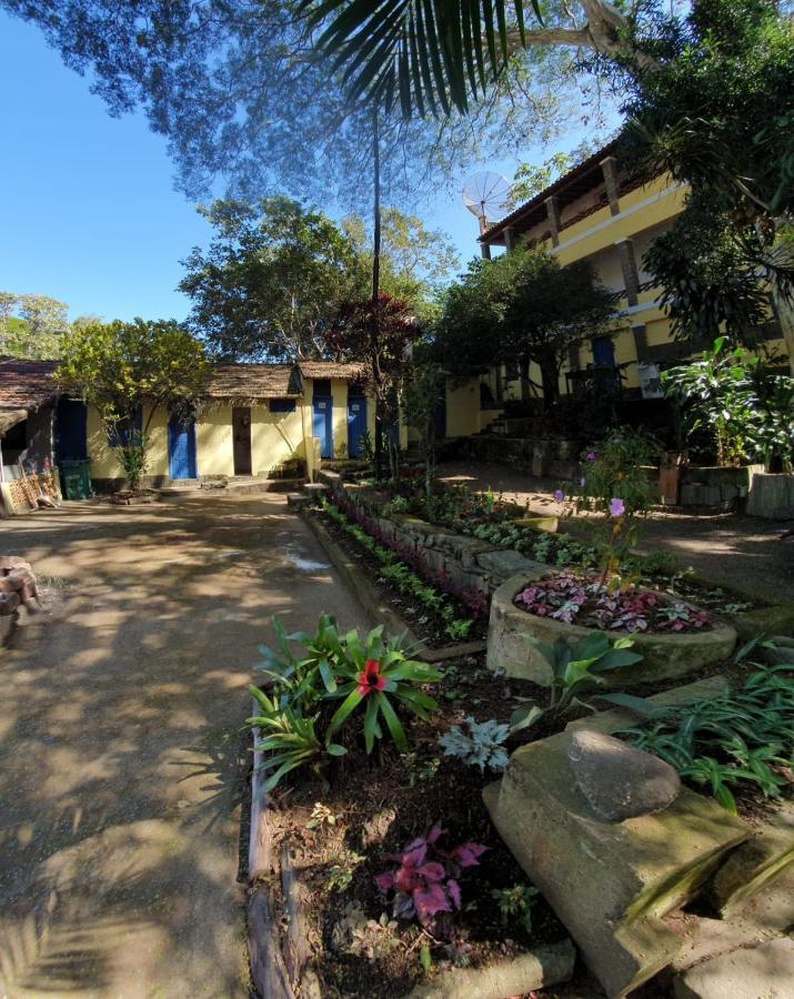 Hôtel Casa Da Fonte Hospedaria à Miguel Pereira Extérieur photo